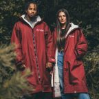 Dryrobe Advance Long Sleeve Changing Robe | Burgundy & Grey