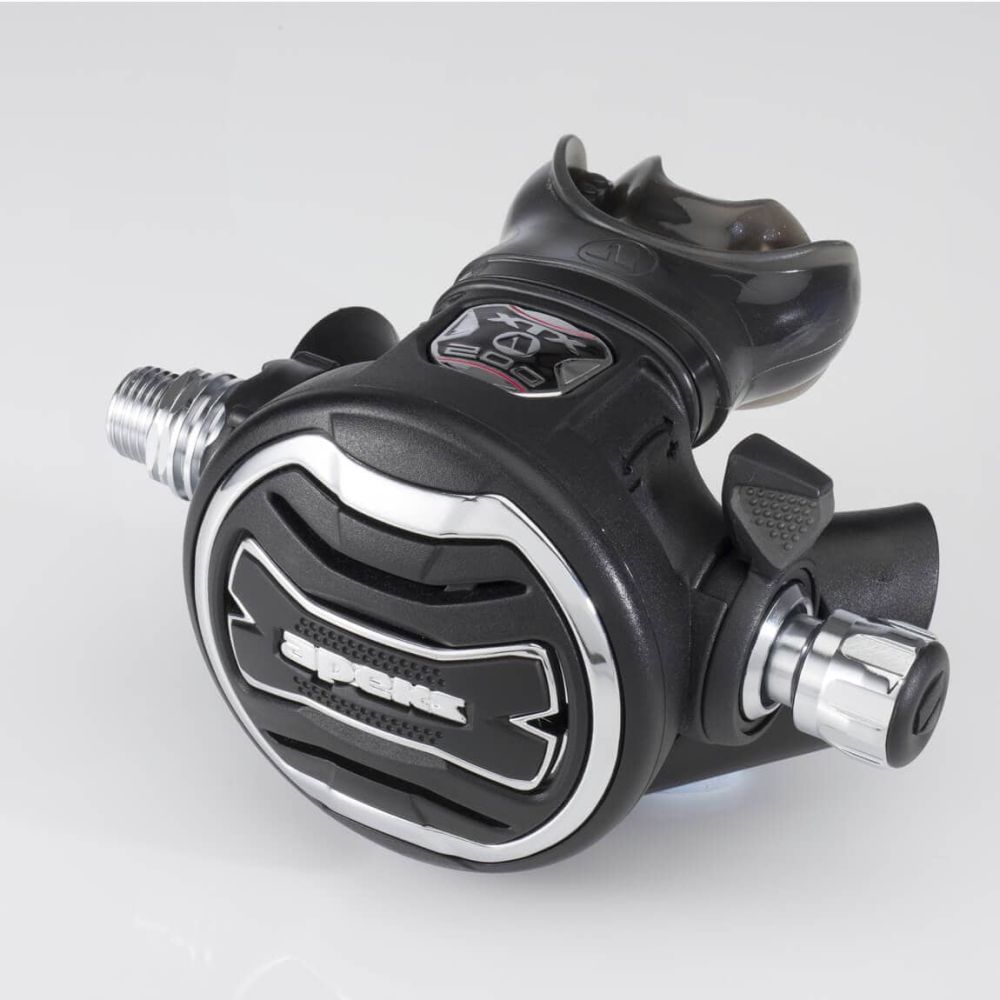 Apeks XTX200 Regulator + XTX40 Octopus Package