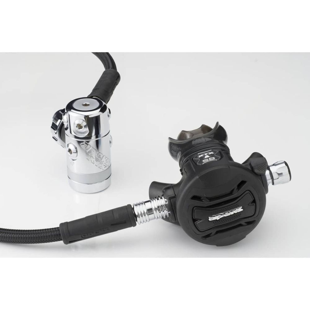 Apeks XTX50 + XTX40 Octopus - 3 Stage Regulator Set Apeks XTX50 + XTX40 Octopus - 3 Stage Regulator Set