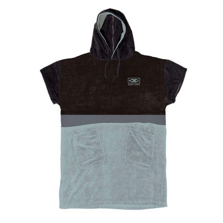 O&E Strike Hooded Towelling Poncho / Change Robe
