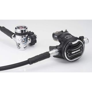 Apeks XTX200 Regulator + XTX40 Octopus Package