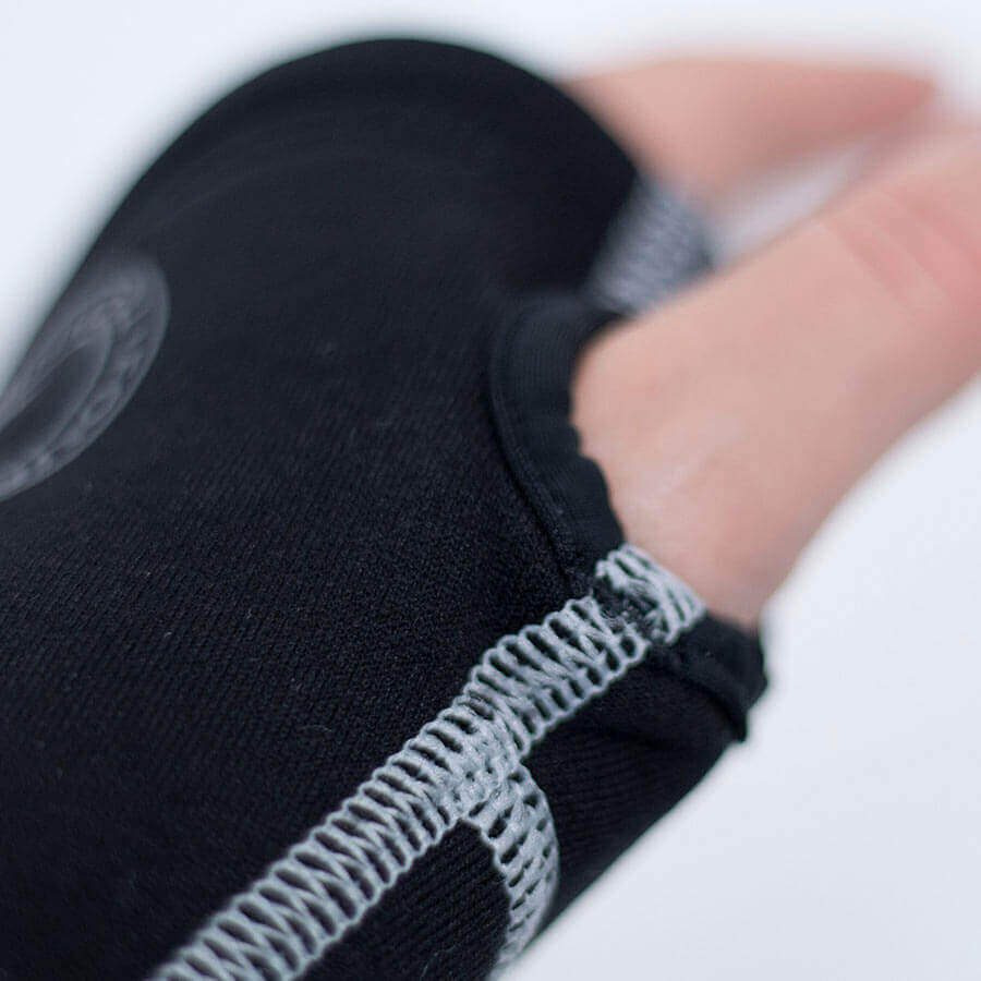 Fourth Element Xerotherm Wrist Warmers