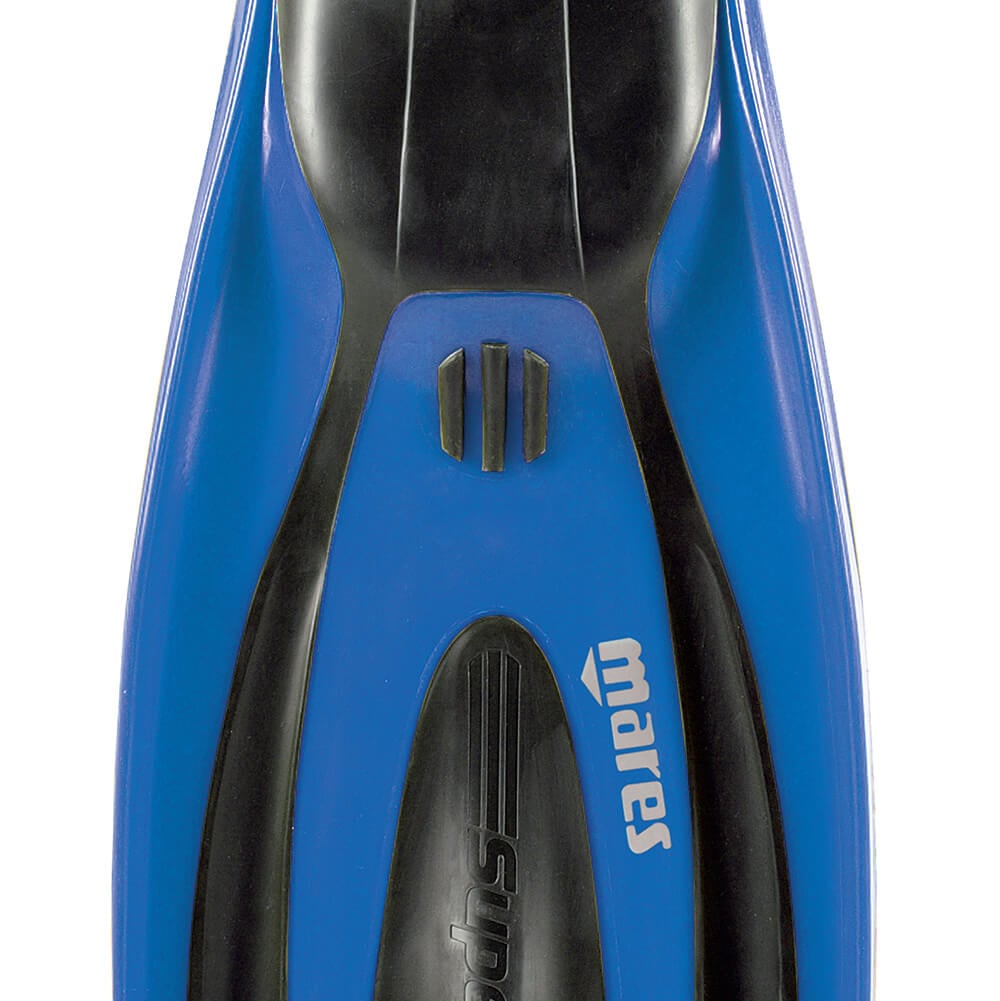 Mares Avanti Superchannel Fins - Open Heel Diving Fins Mares Avanti Superchannel Fins - Open Heel Diving Fins