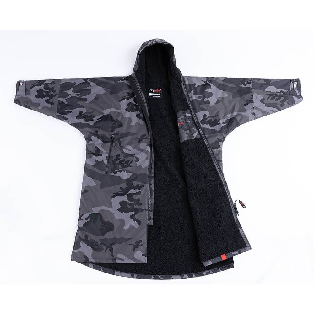Dryrobe Advance Long Sleeve Changing Robe - Camouflage Outer