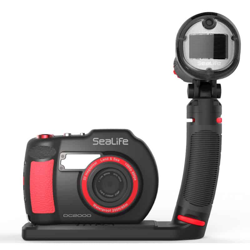 SeaLife DC200 Pro Flash Set - DC200 Camera, Sea Dragon Flash Bundle