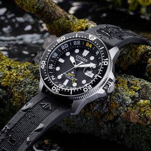 Citizen Mens Promaster Super Titanium GMT Dive Watch