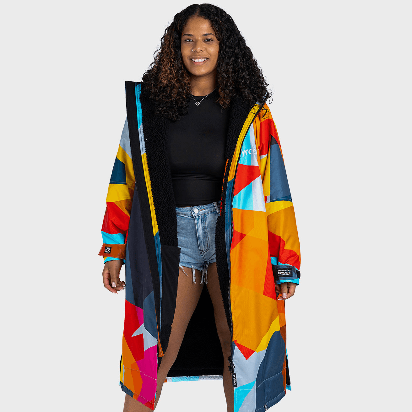 Dryrobe Advance Long Sleeve Changing Robe | Abstract