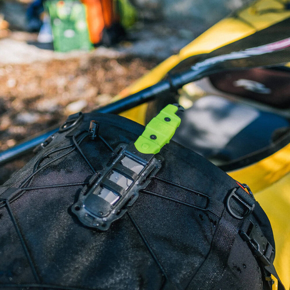 Gear Aid Akua Dive Knife + Rescue Knife - Black + Yellow Gear Aid Akua Dive Knife + Rescue Knife - Black + Yellow