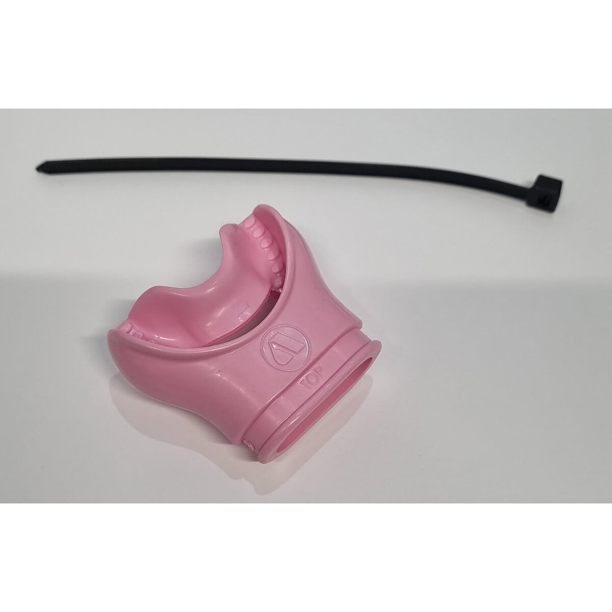 Apeks Comfobite Regulator Mouthpiece - Pink
